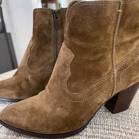 Frye Light Brown Suede Booties Size 6.5 - Picture 1 of 7